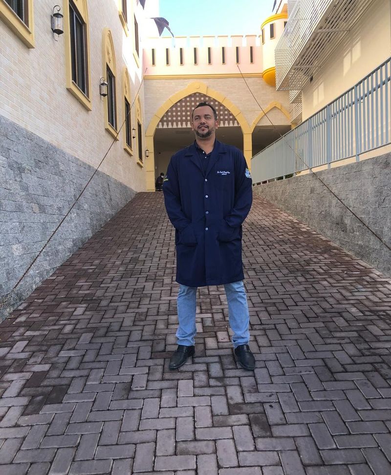 Dr. Cauê Araujo Braz, pediatra e fundador da Clínica Mais Med